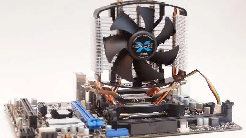 Summer Gaming Mid Range PC 2015 pic2