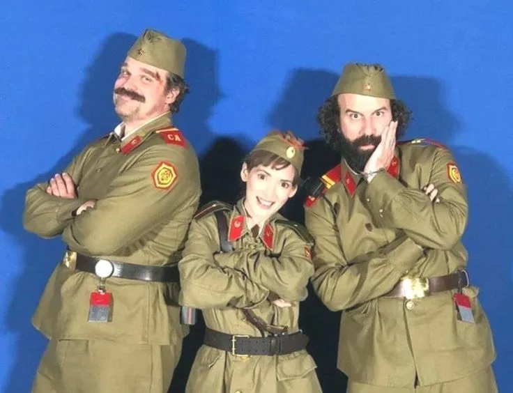 Stranger Things Season 3 - Hopper, Joyce and Murray in Soviet Uniforms
